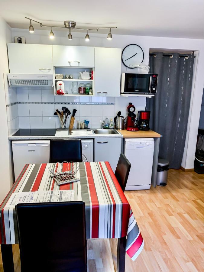 Appartement*** T2 + Cabine Pour 4 Personnes 코트레 외부 사진